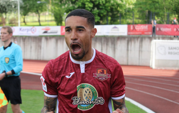 L. Ribeiro persikėlė į Kiprą