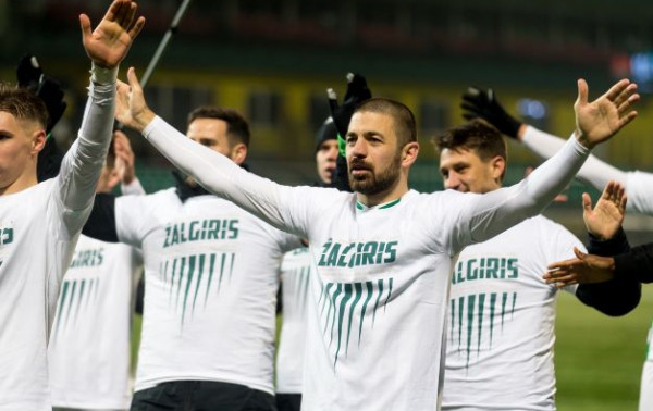 „Žalgiris“ išlaikė I. Tatomirovičių ir O. Verbicką