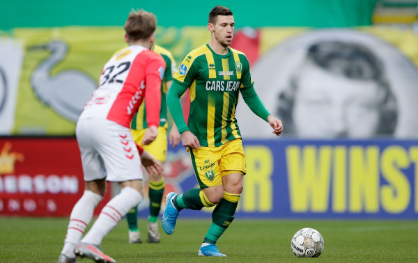 „Sūduva“ ir „Žalgiris“ sustiprino saugų grandį