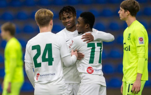 „Žalgiris“ įveikė kitą sostinės ekipą, susitarta su atakuojančiu žaidėju