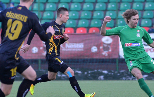 „Šiaulių” kapitonas E. Jasaitis: „Vokietijoje futbolas greitesnis ir grubesnis“ 