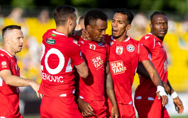 Turo apžvalga: lyderis klupo, konkurentai priartėjo