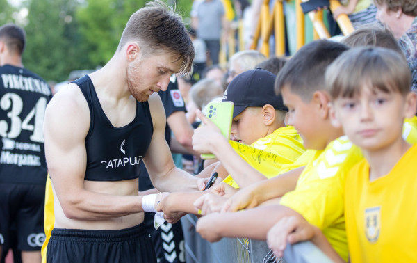 19-ojo turo rinktinėje – šešių komandų žaidėjai