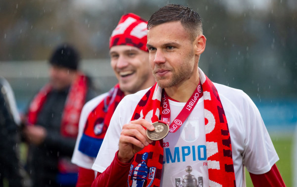 P. Širvys pradėjo legionieriaus karjerą, lieka E. Veliulis