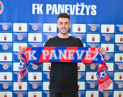 Dainaviečiai ir čempionai pristatė po naujoką