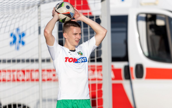 Tarp klubų – keli atsisveikinimai