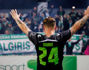 Turo apžvalga: aštrėja kova dėl bronzos