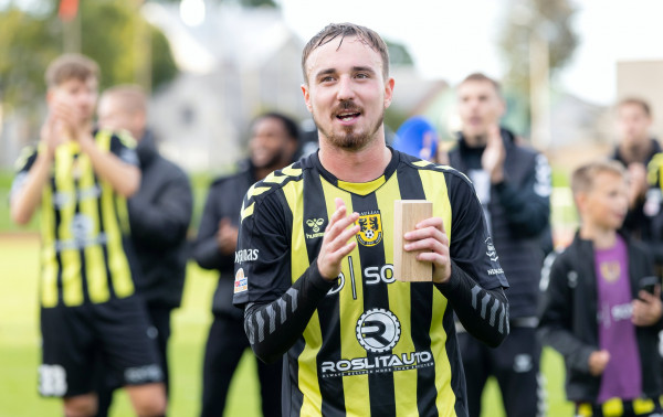 Turo anonsas: priešingų penketų atstovų susitikimai