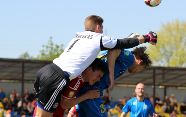 10-ojo turo apžvalga: gynyba dominavo, turnyro lentelė keitėsi